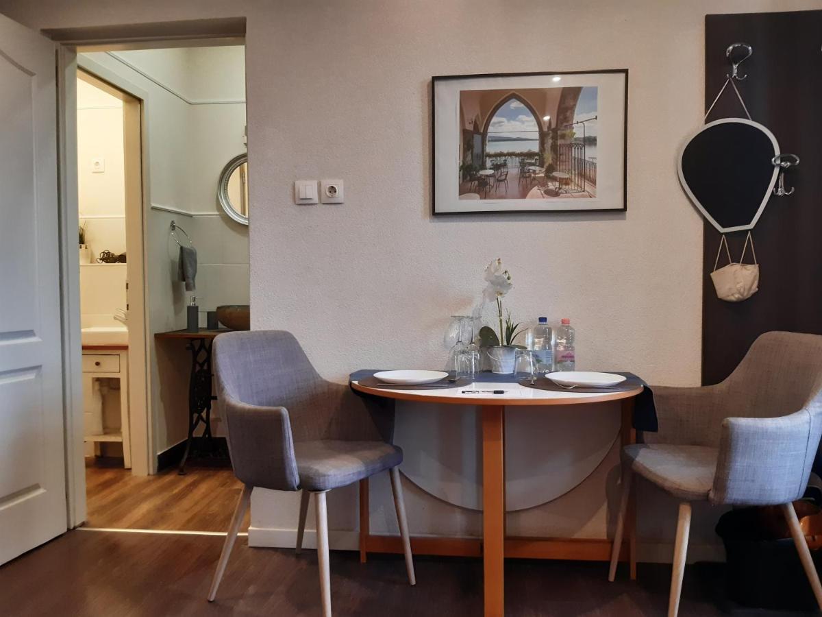 Ady Apartman Tata Extérieur photo